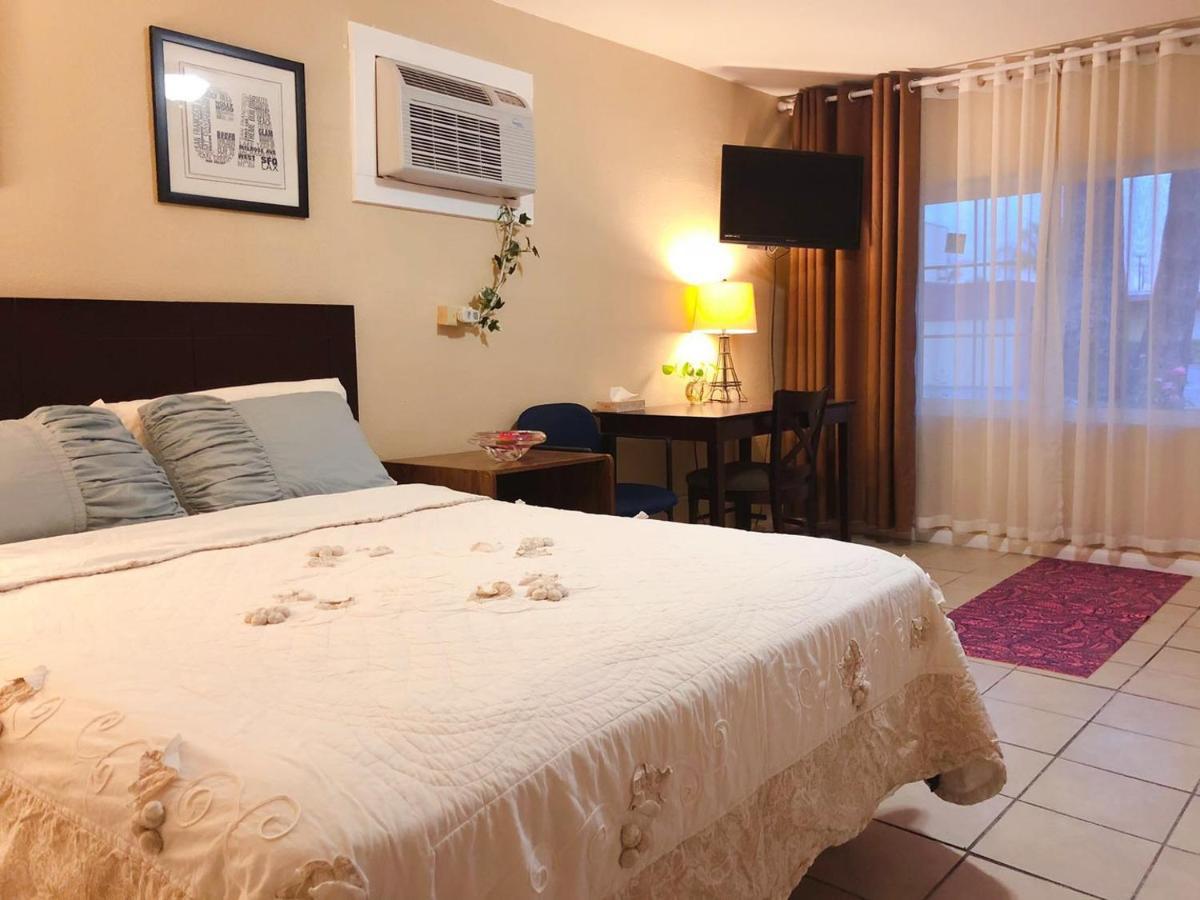 Royal Inn And Suites Hemet Exteriér fotografie