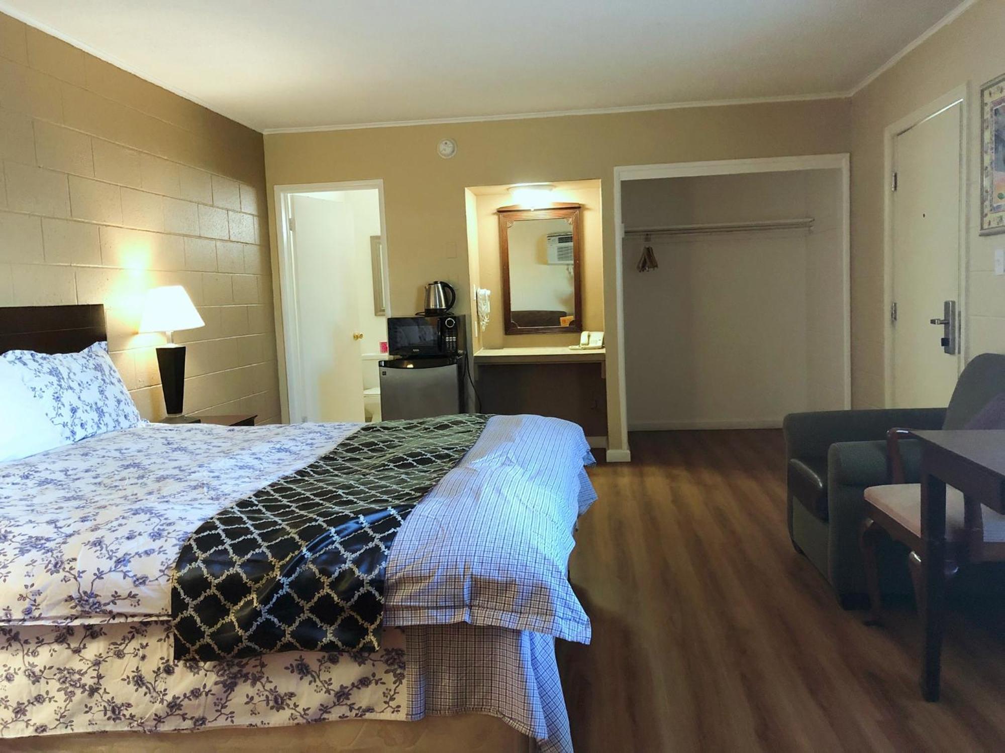 Royal Inn And Suites Hemet Exteriér fotografie