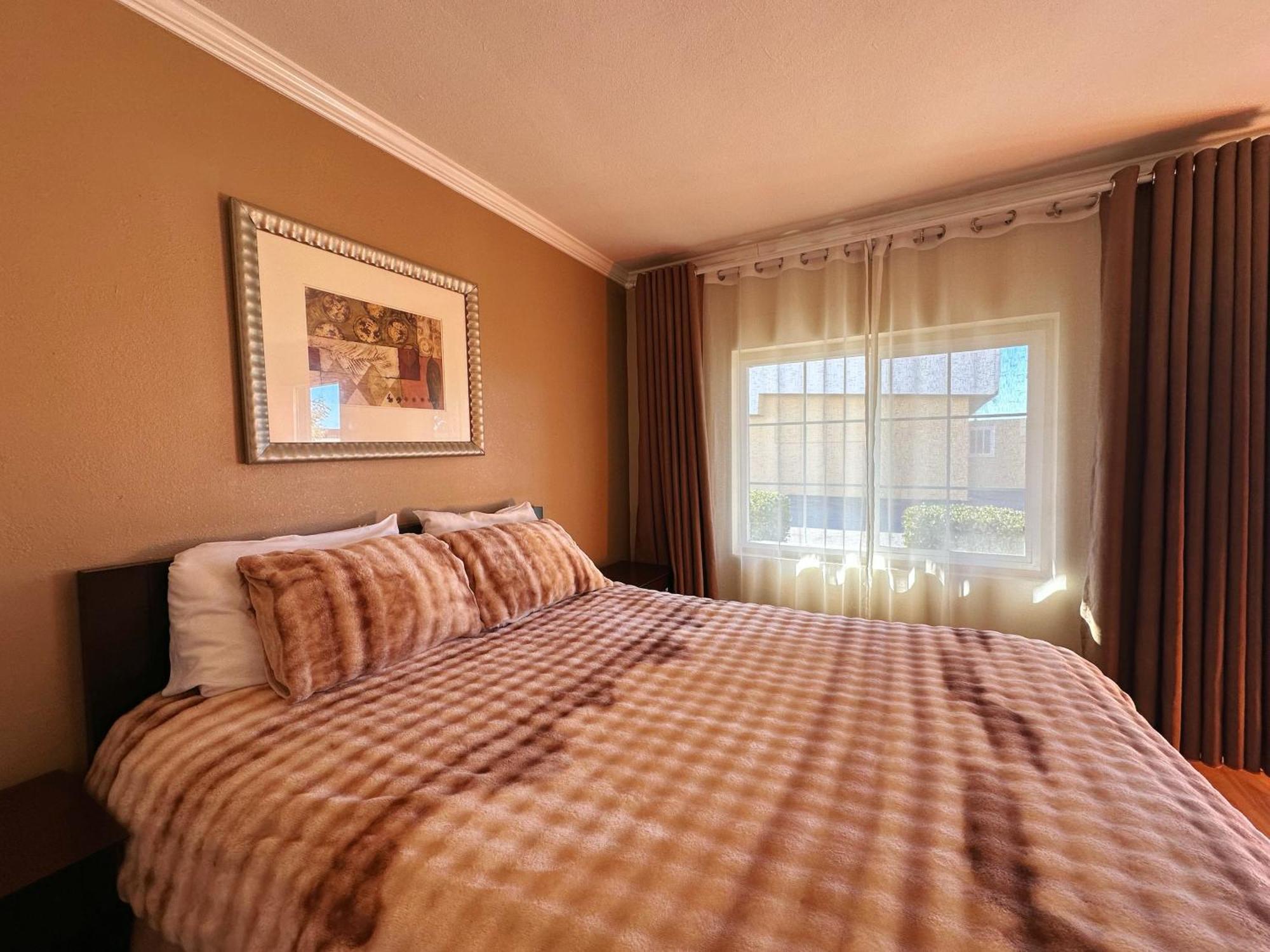 Royal Inn And Suites Hemet Exteriér fotografie